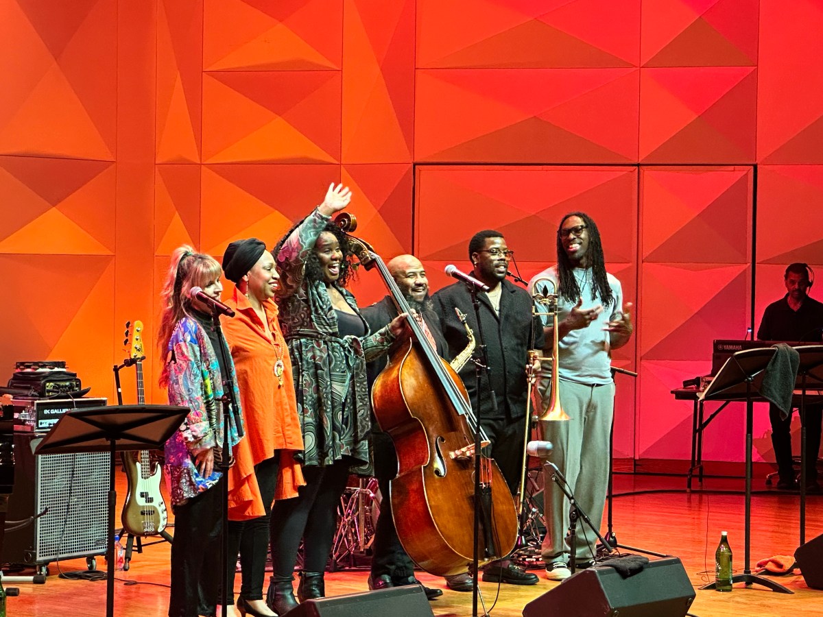 Endea Owens & the&nbsp;Cookout